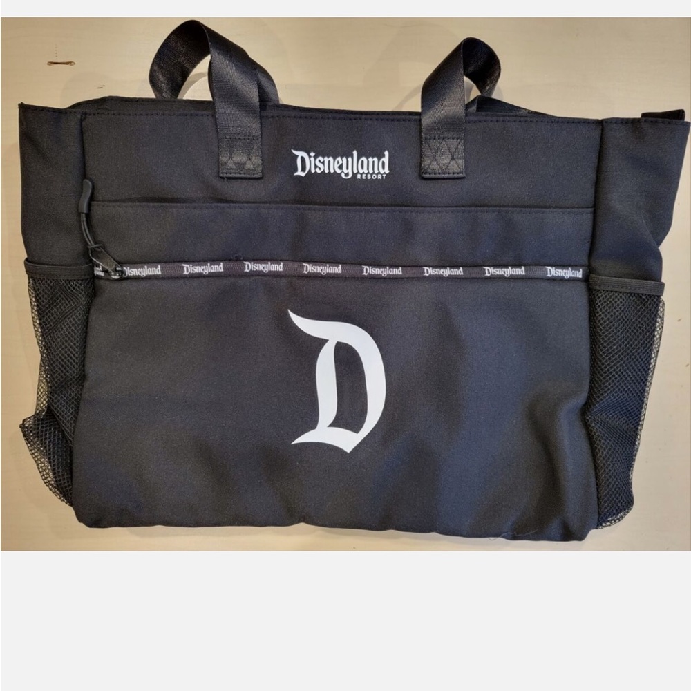 Disneyland Black tote Bag with Iconic Logo and Durable Design